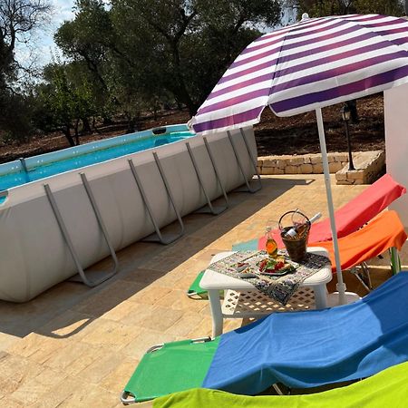 Chateaux Des Trulli サン・ミケーレ・サレンティーノ エクステリア 写真