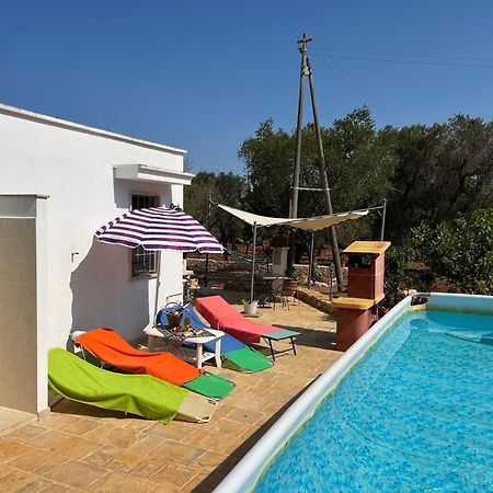 Chateaux Des Trulli サン・ミケーレ・サレンティーノ エクステリア 写真