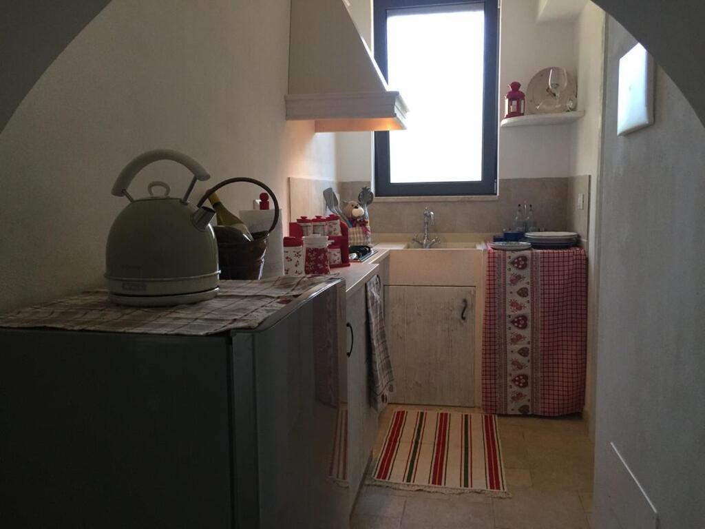 Chateaux Des Trulli サン・ミケーレ・サレンティーノ エクステリア 写真