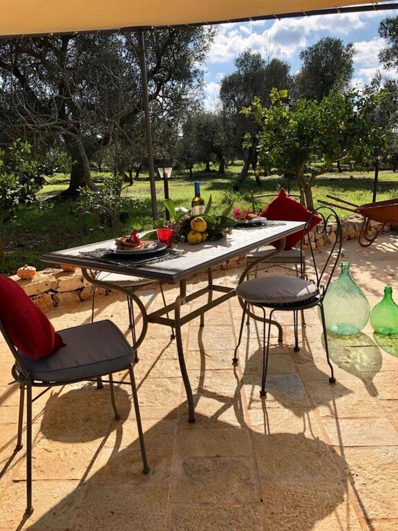 Chateaux Des Trulli サン・ミケーレ・サレンティーノ エクステリア 写真
