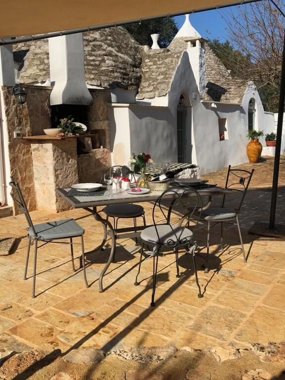 Chateaux Des Trulli サン・ミケーレ・サレンティーノ エクステリア 写真
